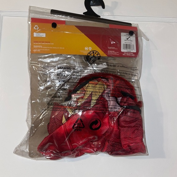 DC The Flash Play Costume Large - Picture 4 of 4